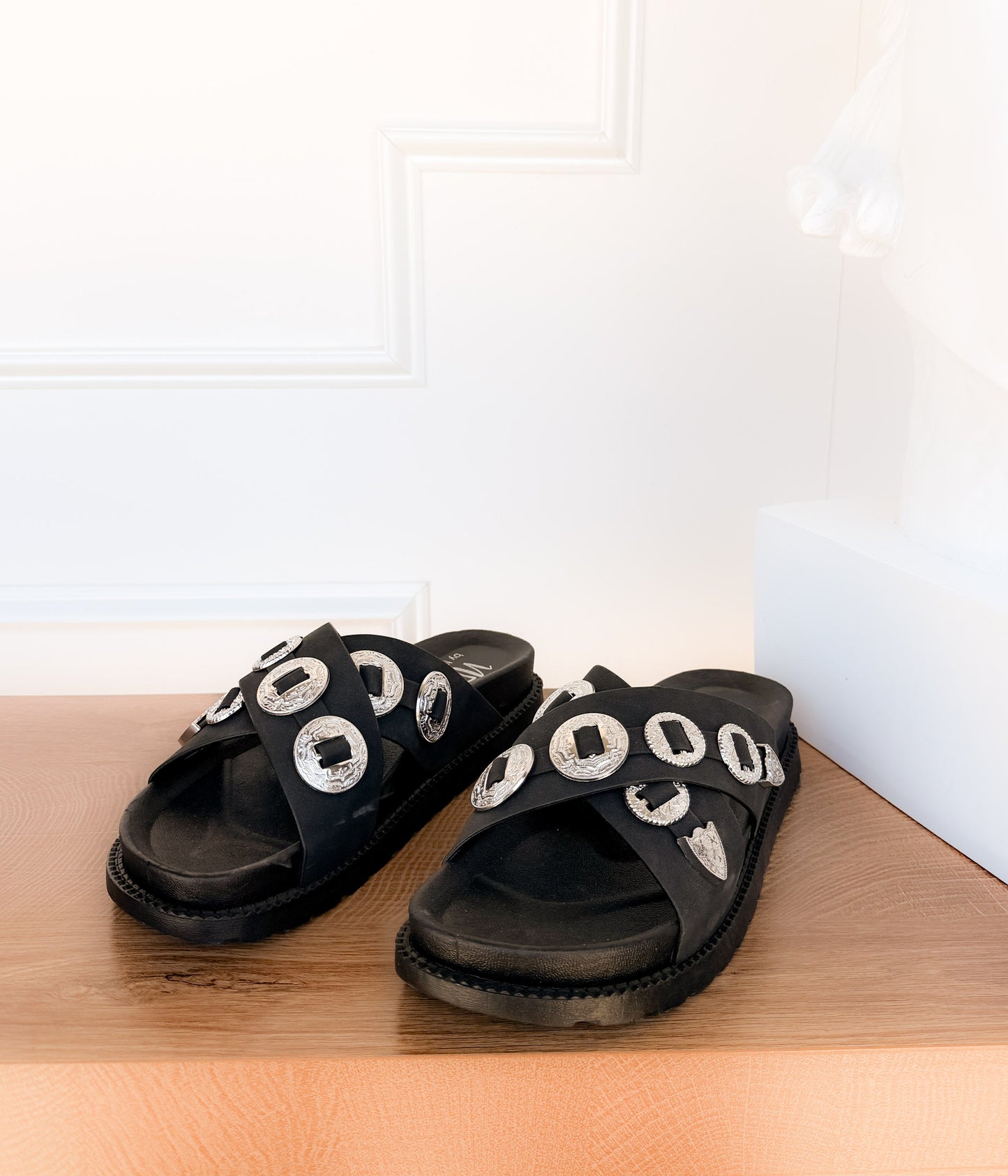 Calanthe Western Concho Sandal in Black