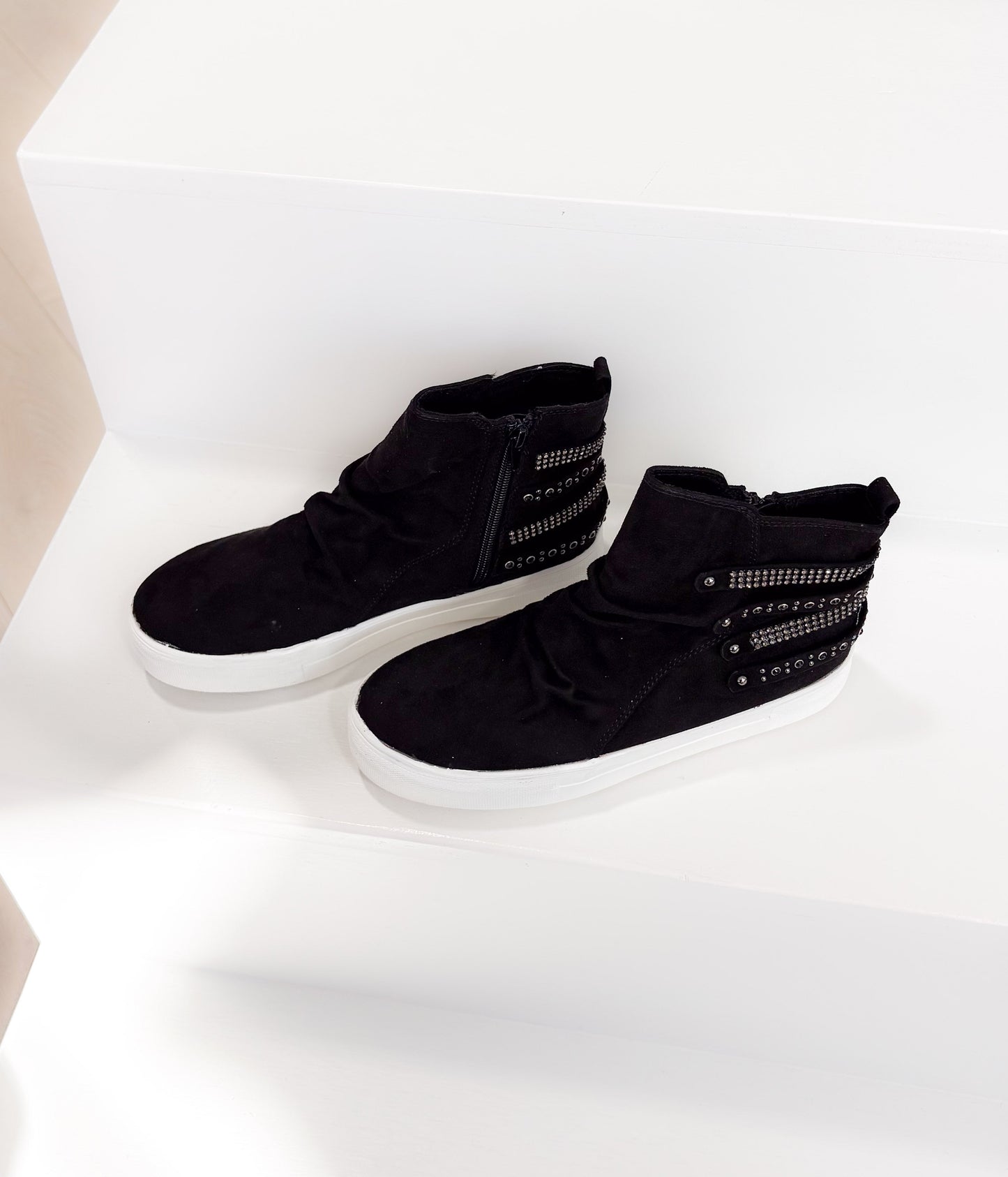 Muly Sneaker in Black