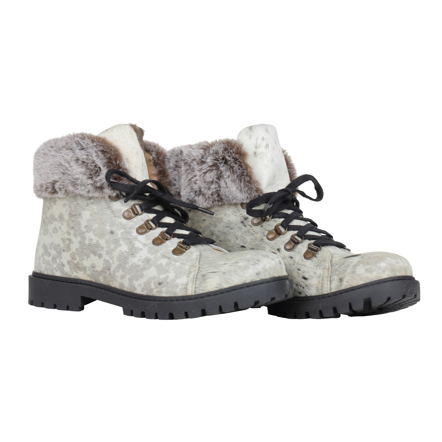 Turbulent Boots
