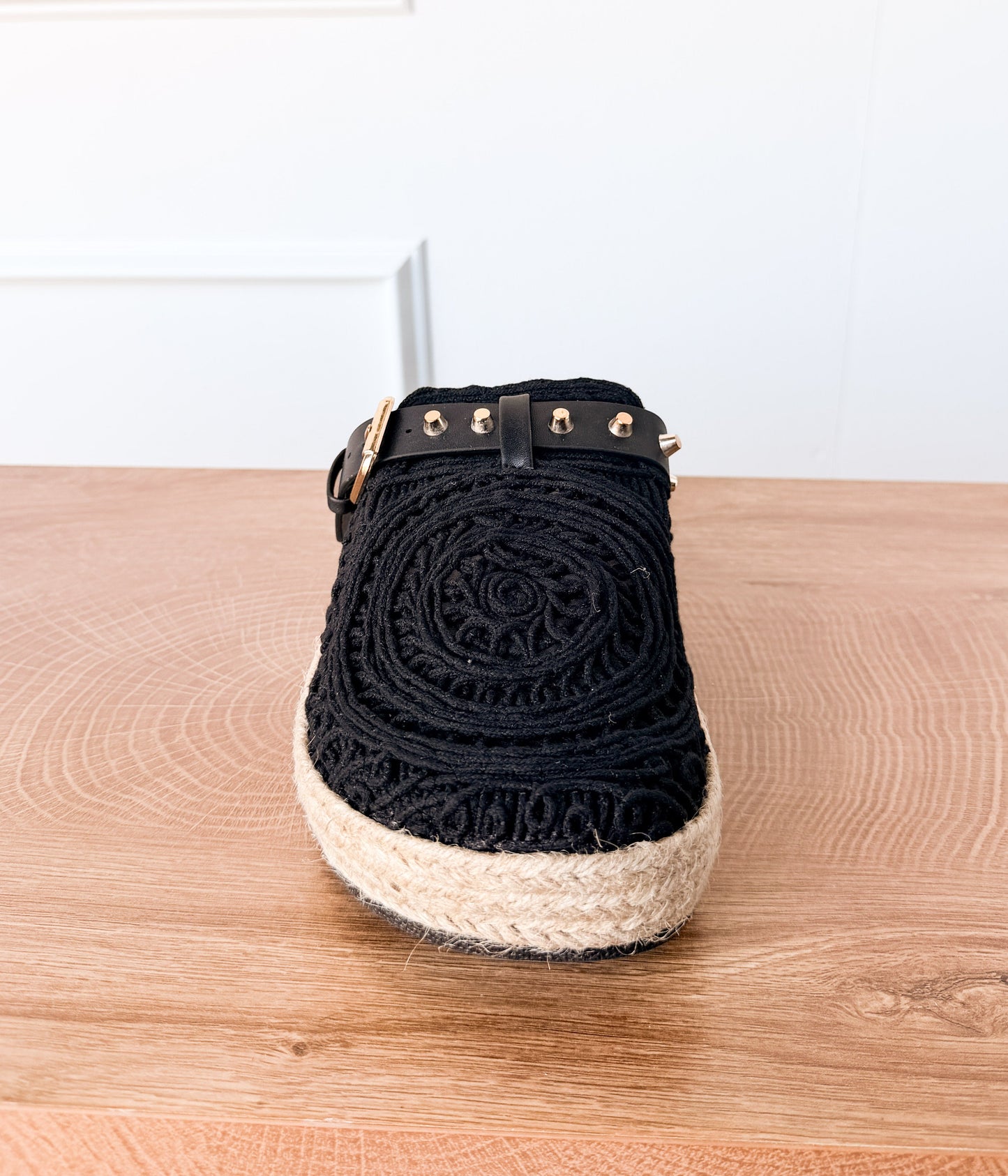 Treads Clogs in Black