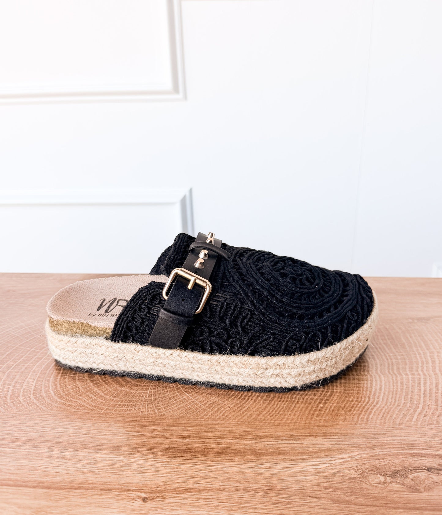 Treads Clogs in Black
