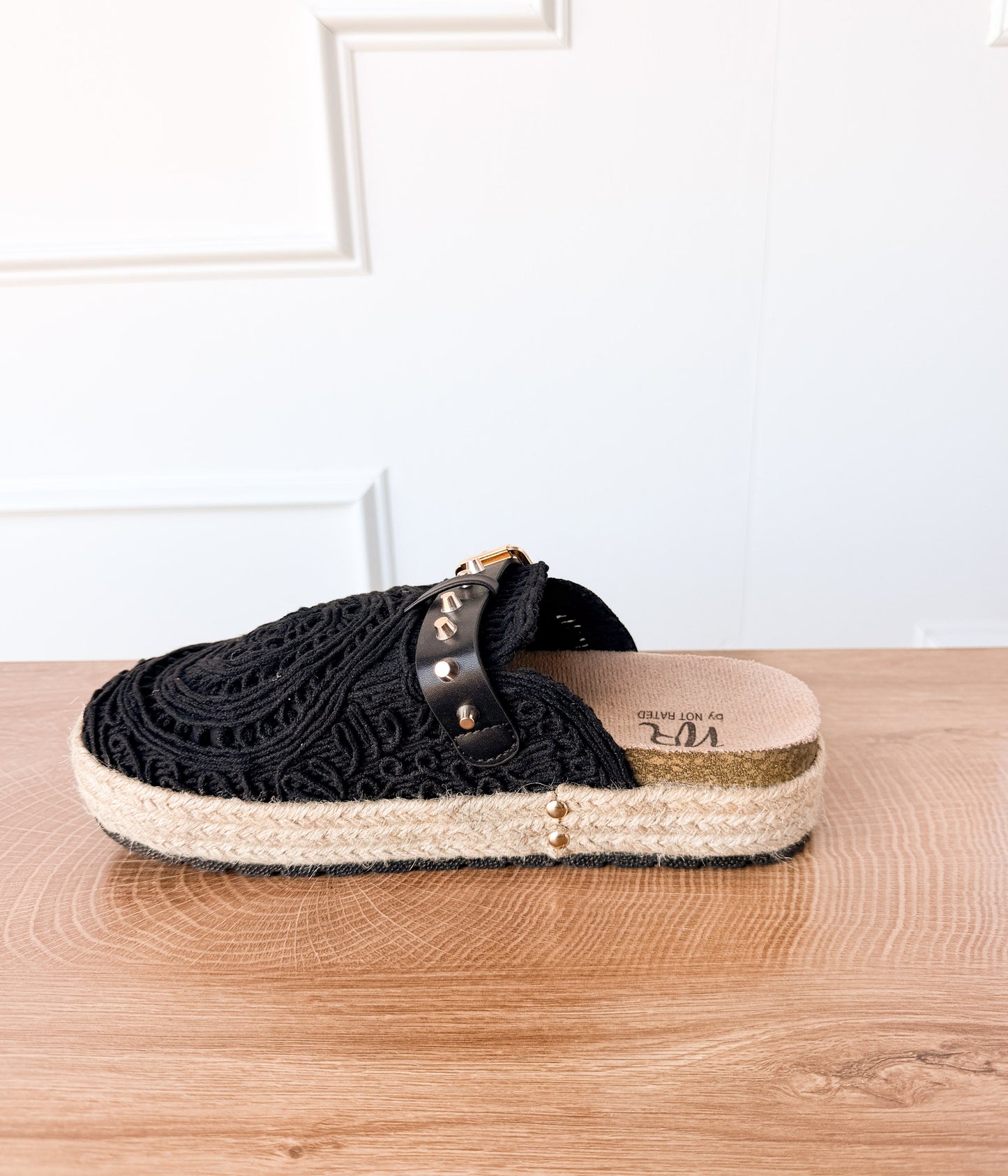 Treads Clogs in Black